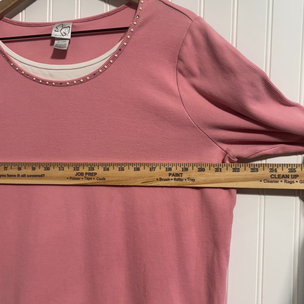 Vintage Fashion Bug Pink Ribbed Faux Layered Top Studded Neck 18/20W Coquette - Picture 4 of 7